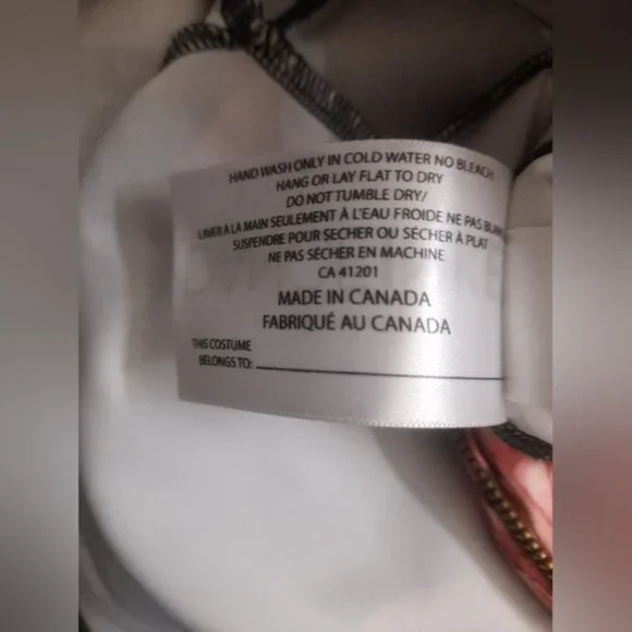 DanceInked - Women's Light Jacket - Roses - Size: M/L - Picture 6 of 7